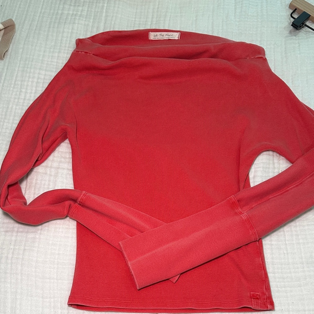 Off-Shoulder Ribbed Long Sleeve Top - Red